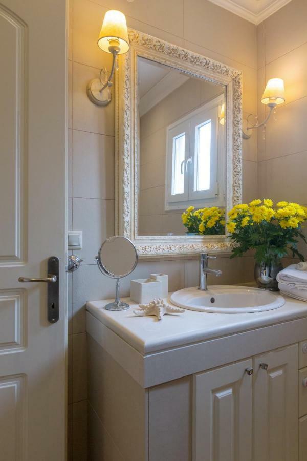 Suite Maison Alepou Bagian luar foto